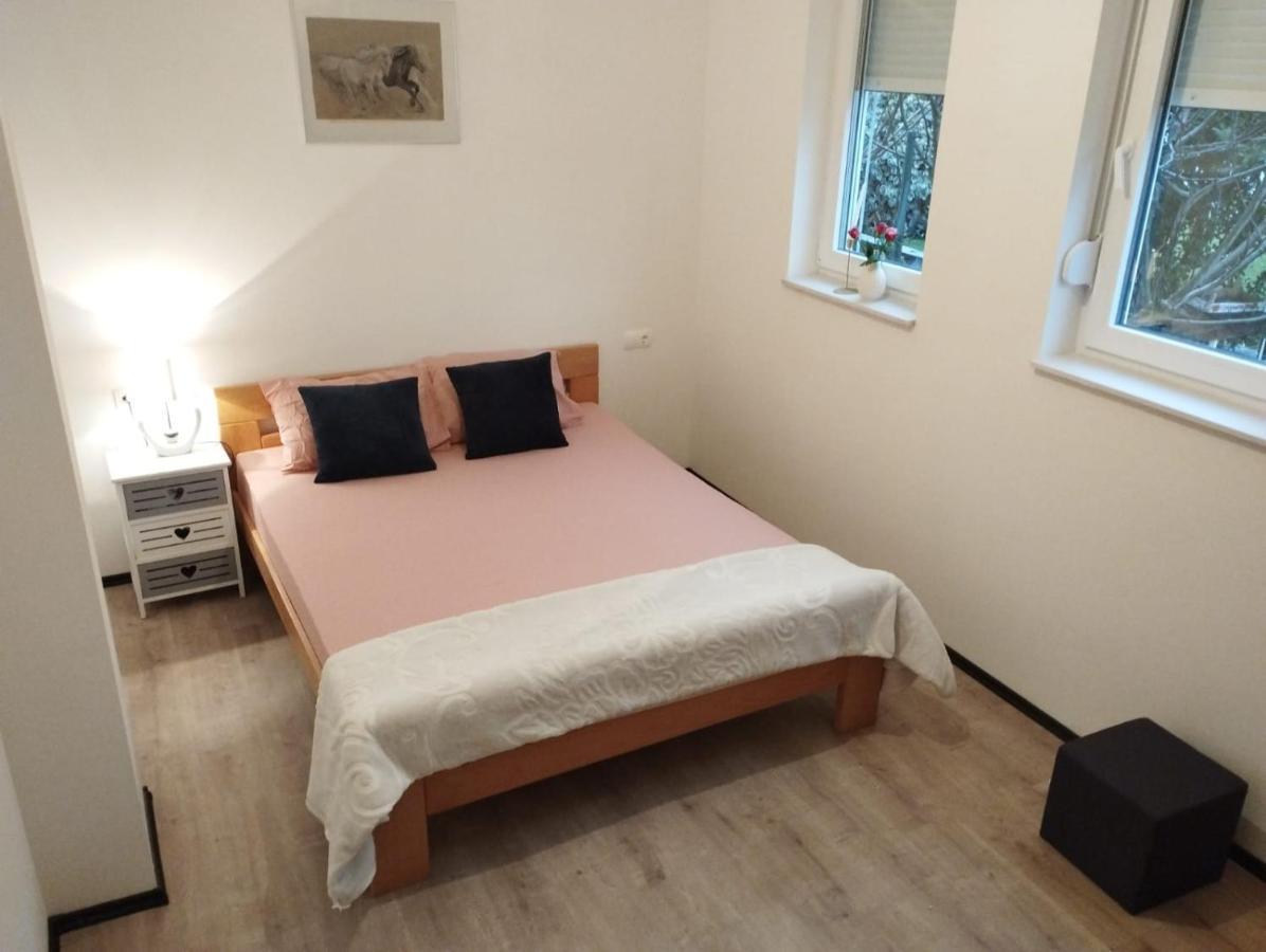 Hercegovina Rent ยูบุสกี ภายนอก รูปภาพ